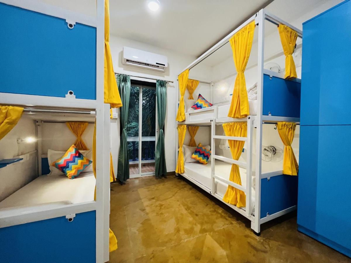 Gostops Plus Goa Vagator Олд Гоа Екстериор снимка